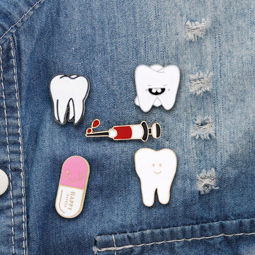 Cartoon Syringe Pink Pill Enamel Pins Smile Teeth Brooches Medical Organ Metal Badge Denim Bag Lapel Pin Jewelry Gifts For Kids daiiibabyyy